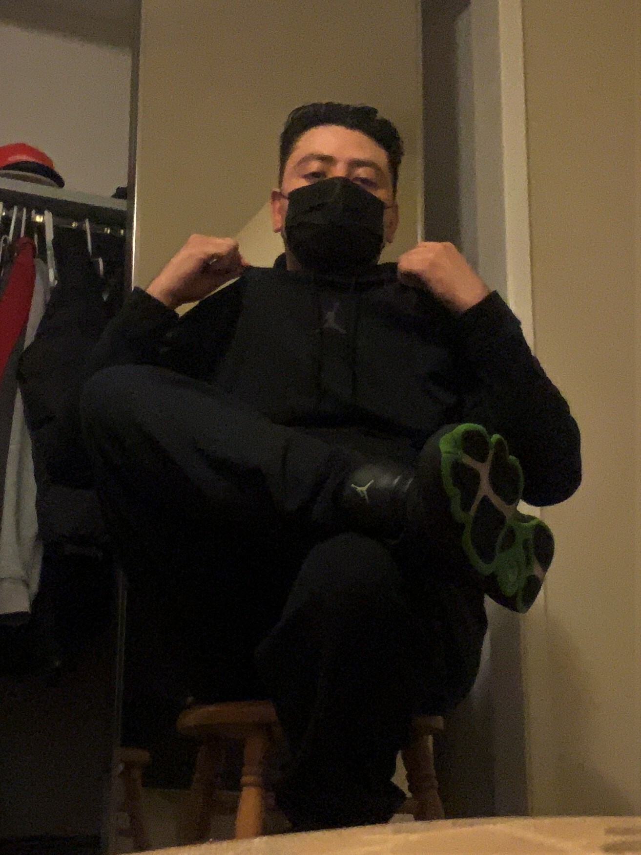 Hella Free