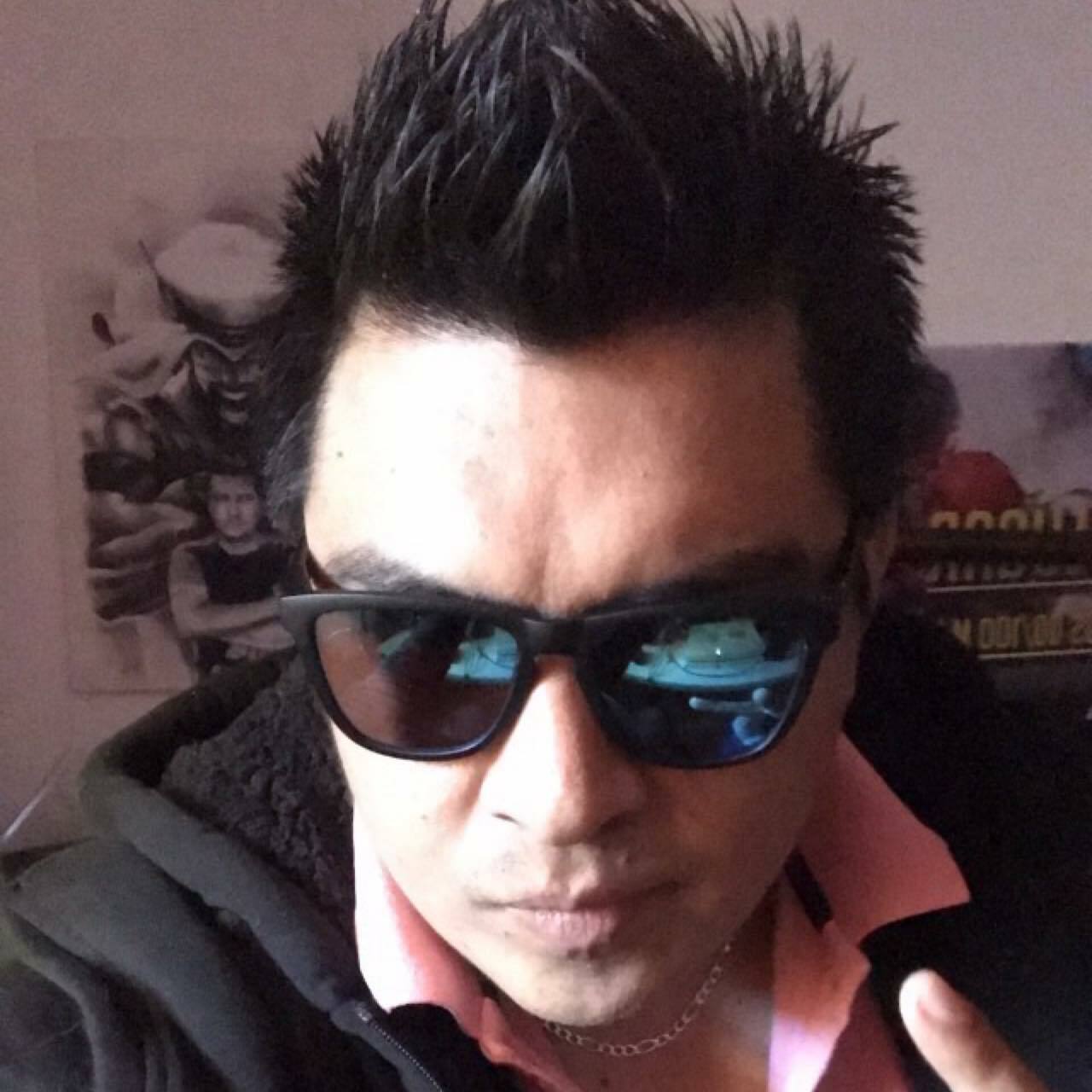 Maximof